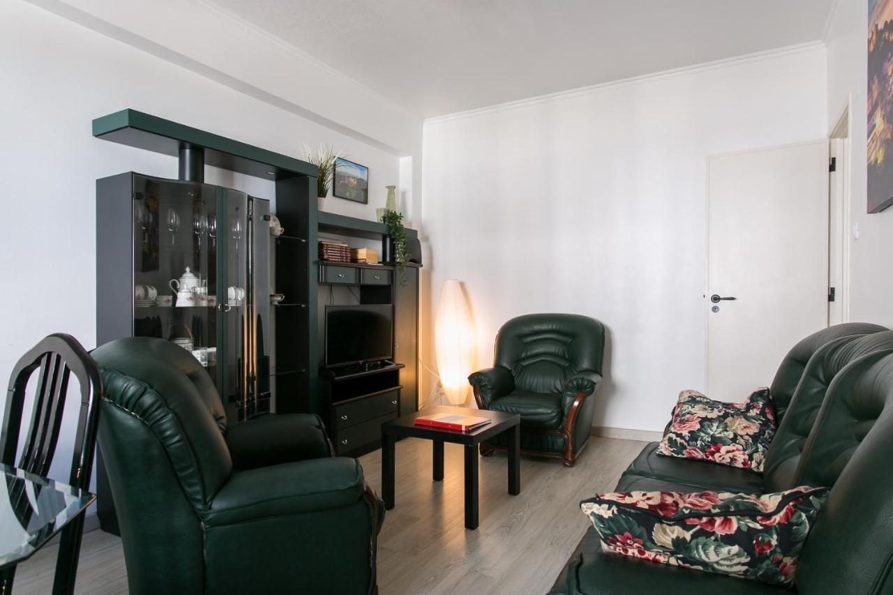 Isabel Dream IV Apartment Mem Martins Bagian luar foto