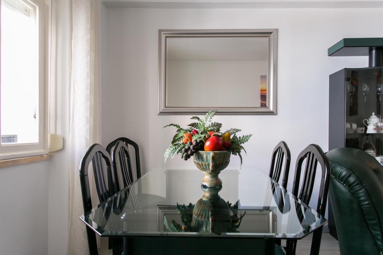 Isabel Dream IV Apartment Mem Martins Bagian luar foto